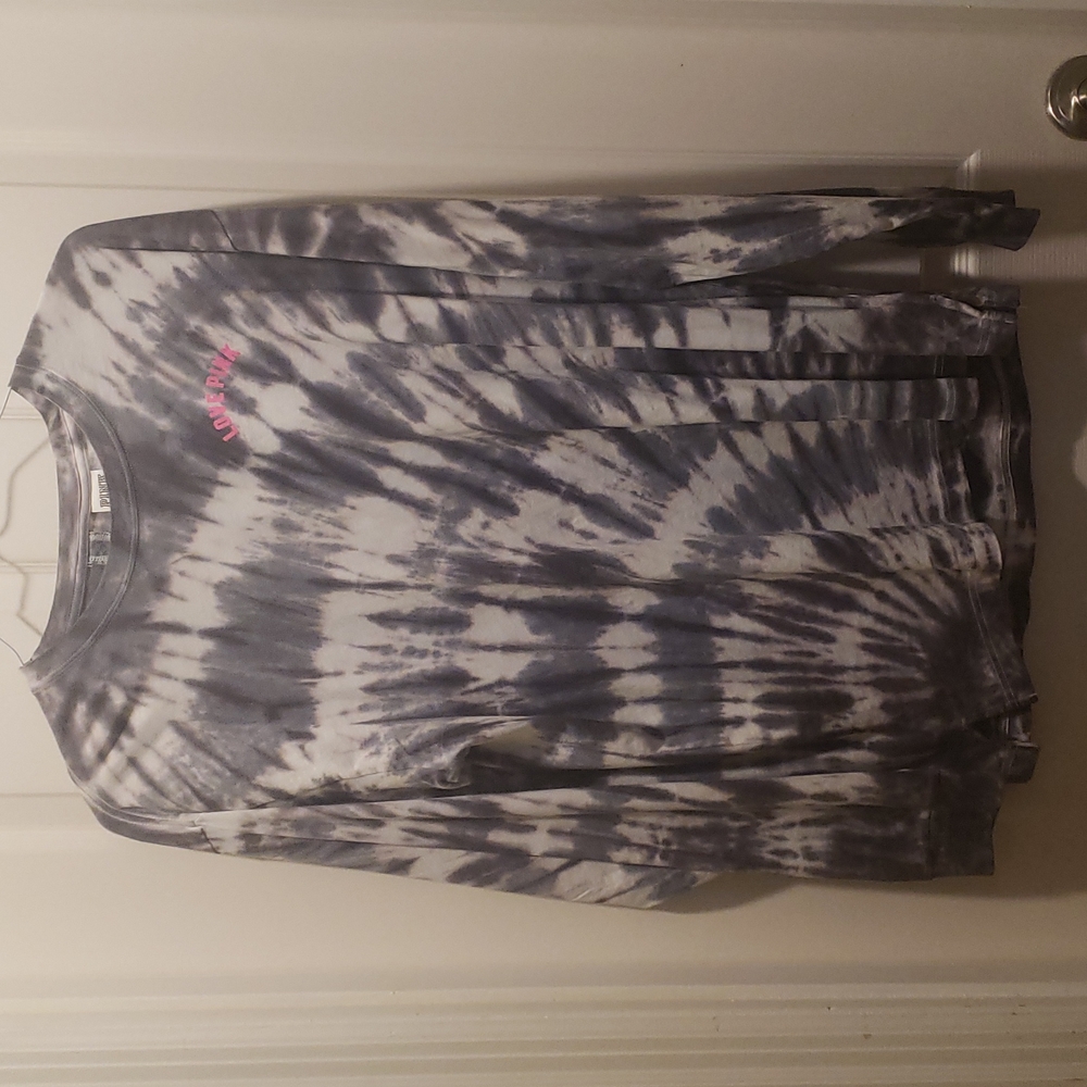 PINK longsleeve t-shirt